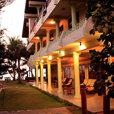 Time N Tide Beach Resort 히카두와 외부 사진