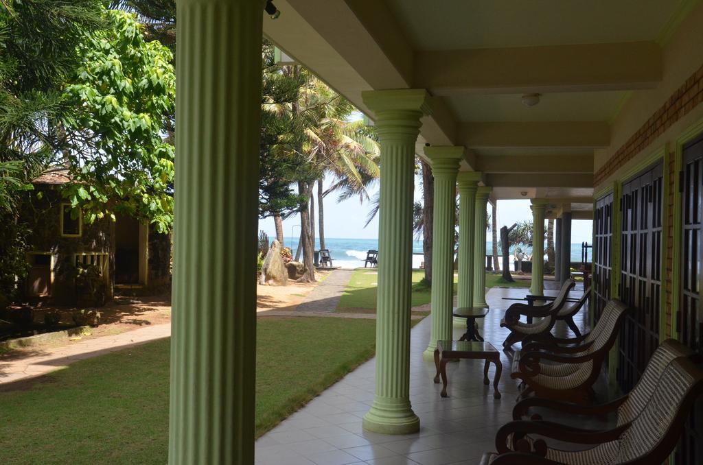 Time N Tide Beach Resort 히카두와 외부 사진