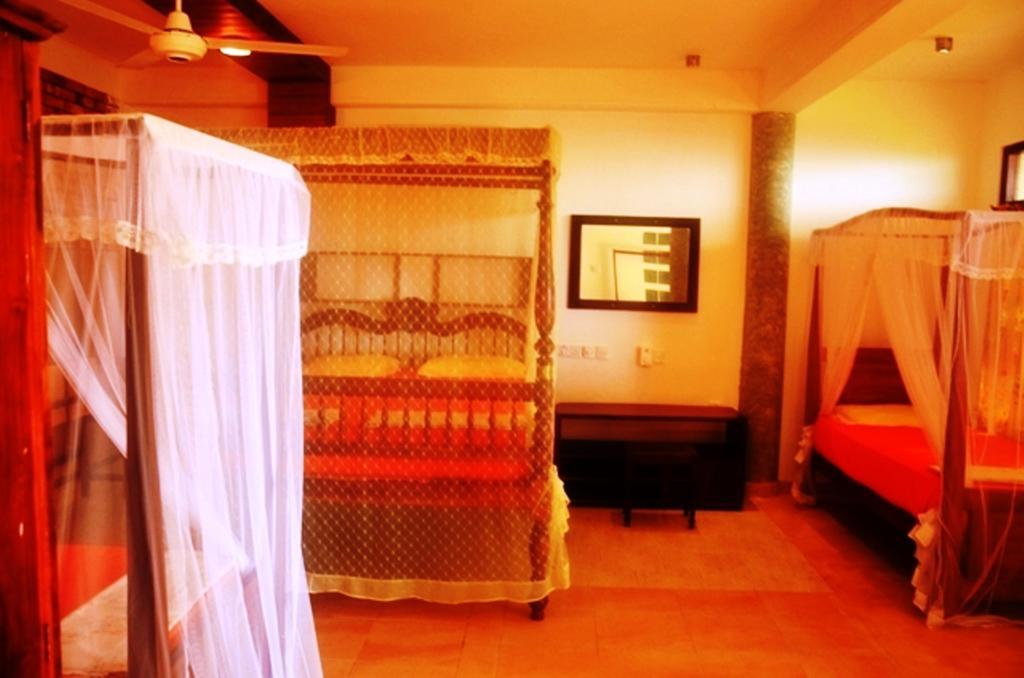 Time N Tide Beach Resort 히카두와 외부 사진